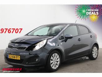 uszkodzony samochody osobowe Kia Rio 1.2 CVVT ComfortLine Clima Cruise SHZ LRHZ PDC 132.607 km! 2014/10