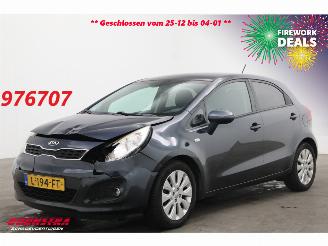 Vaurioauto  passenger cars Kia Rio 1.2 CVVT ComfortLine Clima Cruise SHZ LRHZ PDC 132.607 km! 2014/10