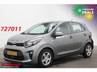 Damaged car Kia Picanto 1.0 DPi ComfortLine Airco Bluetooth Cruise 2020/11