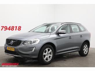 skadebil auto Volvo Xc-60 2.0 D3 Kinetic Memory BiXenon Navi Clima Cruise SHZ AHK 2015/7