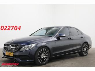 Vaurioauto  passenger cars Mercedes C-klasse 220 CDI 7G-Tronic LED ACC Airmatic Camera AHK 2014/6