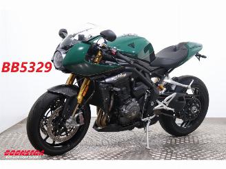 skadebil motor Triumph Speed Triple 1200 RR Carbon LED ABS Lap Timer 1.572 km! 2024/12