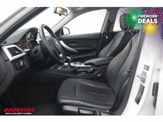 BMW 3-serie 320i EDE Leder Xenon Navi Clima Cruise PDC picture 13
