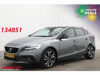 Damaged car Volvo V-40 Cross Country 2.0 T3 Momentum LED Memory Leder Navi Camera SHZ PDC AHK 2017/5