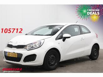 Schadeauto Kia Rio 1.2 CVVT 3-DRS 127.105 km! 2012/6