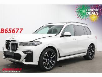 škoda osobní automobily BMW X7 xDrive30d M-Sport Pano HUD ACC Memory 360° AHK 2020/1