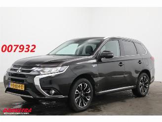 Unfallwagen Mitsubishi Outlander 2.0 PHEV instyle Leder 360° LRHZ Camera AHK 2015/12