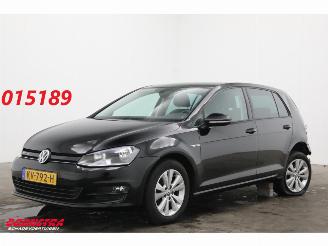 Schadeauto Volkswagen Golf 1.0 TSI Comfortline Navi Clima Cruise Camera PDC AHK 74.205 km! 2017/1