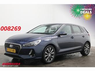 Hyundai I-30 1.0 T-GDI First Edition Navi Clima Cruise Camera LRHZ SHZ PDC 2017/10