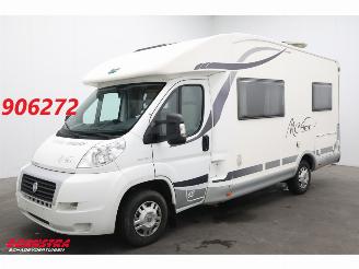 begagnad bil camper Mc Louis  P700 2.3 MJ Solar Fietsendrager Frans Bed Hefbed Schotel 2012/1