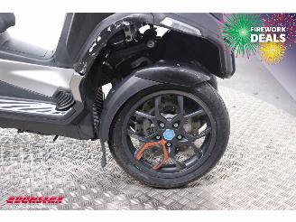 Piaggio  MP3 530 HPE Exclusive ABS Camera 4.804 km! picture 14