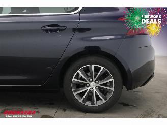 Peugeot 308 1.2 PureTech Aut. Allure Pano LED Navi Clima Cruise PDC picture 7