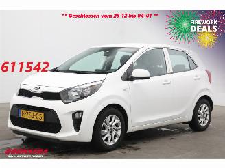 krockskadad bil auto Kia Picanto 1.0 MPi DynamicPlusLine Navi Airco Cruise 2020/1