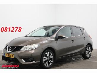 krockskadad bil auto Nissan Pulsar 1.2 DIG-T N-Connecta Navi Clima Cruise Camera AHK 119.430 km! 2016/9