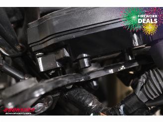 Suzuki  GSR 750 ABS picture 15