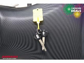 Suzuki  GSR 750 ABS picture 21