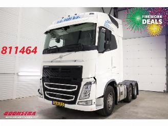 krockskadad bil vrachtwagen Volvo FH 500 6X2 Stuur Lift Euro 6 2017/2