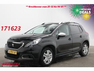 krockskadad bil auto Peugeot 2008 1.2 PureTech Aut. Signature Navi Airco Cruise PDC 59.303 km! 2019/9