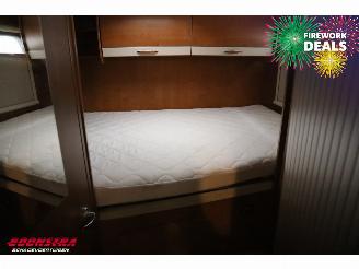 Rapido  643F 2.3 MJ Luifel Solar Fietsendrager Dwarsbed picture 15