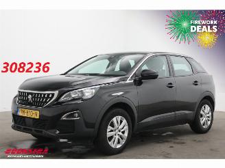 Damaged car Peugeot 3008 1.5 BlueHDi Blue Lease Executive Leder Navi Clima Cruise PDC AHK 2018/9
