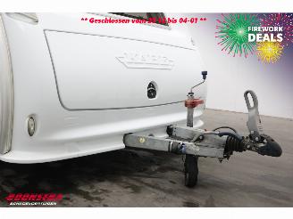 Kabe  Ametist 560 GLE Solar Mover Single Beds picture 28