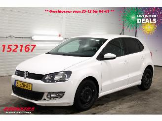 damaged passenger cars Volkswagen Polo 1.2 TDI BlueMotion 5-DRS Airco Cruise 2013/12