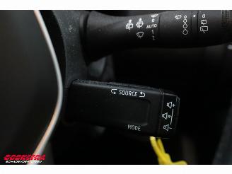 Renault Clio 1.0 TCe 90 Equilibre Navi Airco Cruise PDC 57.608 km! picture 19