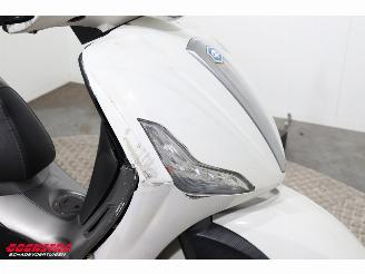 Piaggio Beverly 350 Beverly 350 Sport ABS LED picture 11
