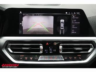BMW 3-serie 320e Business Edition Plus LED Leder Navi Clima Cruise SHZ PDC picture 21