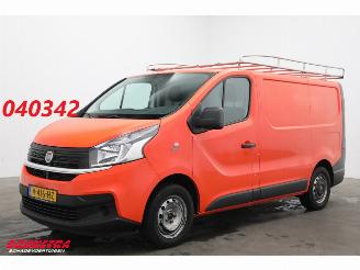 skadebil bedrijf Fiat Talento 1.6 MJ 120 PK L1-H1 Basis Airco Bluetooth PDC AHK 162.923 km! 2017/9