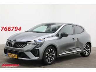 skadebil auto Renault Clio 1.0 TCe 90 GPF techno LED Navi Clima Cruise PDC AHK 31.734 km! 2024/6