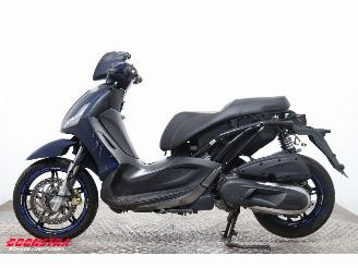 Piaggio Beverly 350 350 Beverly Sport ABS picture 5