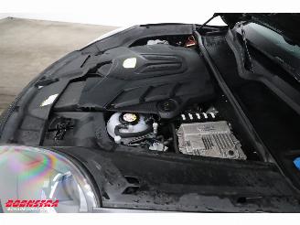 Porsche Cayenne 3.0 E-Hybrid Pano LED ACC Sport Chrono 360° Memory Bose PASM picture 8