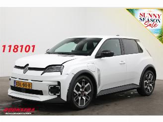 Unfallwagen Renault 5 comfort range Techno 52 kWh LED ACC Apple/Android Camera 225 km!! 2026/3