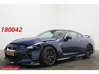 damaged passenger cars Nissan GT-R 3.8 V6 Prestige Bose Leder Cruise Camera SHZ 2016/5