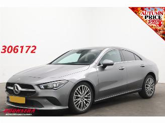 uszkodzony samochody osobowe Mercedes Cla-klasse 180 Luxury Line ACC Navi Clima Apple/Android Camera SHZ PDC 2022/8