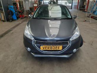 Vrakbiler auto Peugeot 208 208 I (CA/CC/CK/CL), Hatchback, 2012 / 2019 1.2 Vti 12V PureTech 82 2012/11