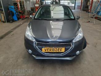 Sloopauto Peugeot 208 208 I (CA/CC/CK/CL), Hatchback, 2012 / 2019 1.2 Vti 12V PureTech 82 2012/11