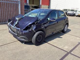 Vrakbiler auto Peugeot 208 208 I (CA/CC/CK/CL), Hatchback, 2012 / 2019 1.2 Vti 12V PureTech 82 2016/6
