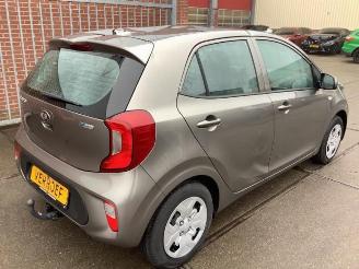 Kia Picanto Picanto (JA), Hatchback, 2017 1.0 12V picture 3