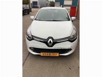 Sloopauto Renault Clio Clio IV (5R), Hatchback 5-drs, 2012 / 2021 1.2 16V 2015/7