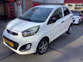 Auto da rottamare Kia Picanto Picanto (TA), Hatchback, 2011 / 2017 1.0 12V 2012/9