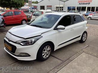 Sloopauto Hyundai I-20 i20 (GBB), Hatchback, 2014 / 2020 1.0 T-GDI 100 12V 2016/9