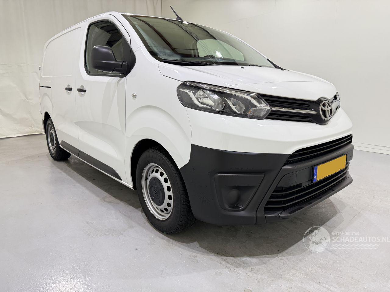 Toyota Proace Compact 1.5 D-4D Cool Comfort