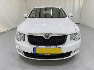 Skoda Superb Combi 1.8 TSI Comf. Bus. Aut picture 2