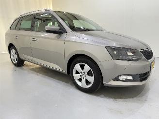 krockskadad bil auto Skoda Fabia Combi 1.0 TSI Style Pano/Clima/Navi 2018/1