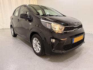 krockskadad bil auto Kia Picanto  2019/3