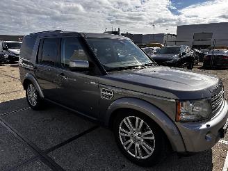 krockskadad bil auto Land Rover Discovery 4 3.0 TDV6 7 Pers Panorama MOTOR DEFECT 2010/1