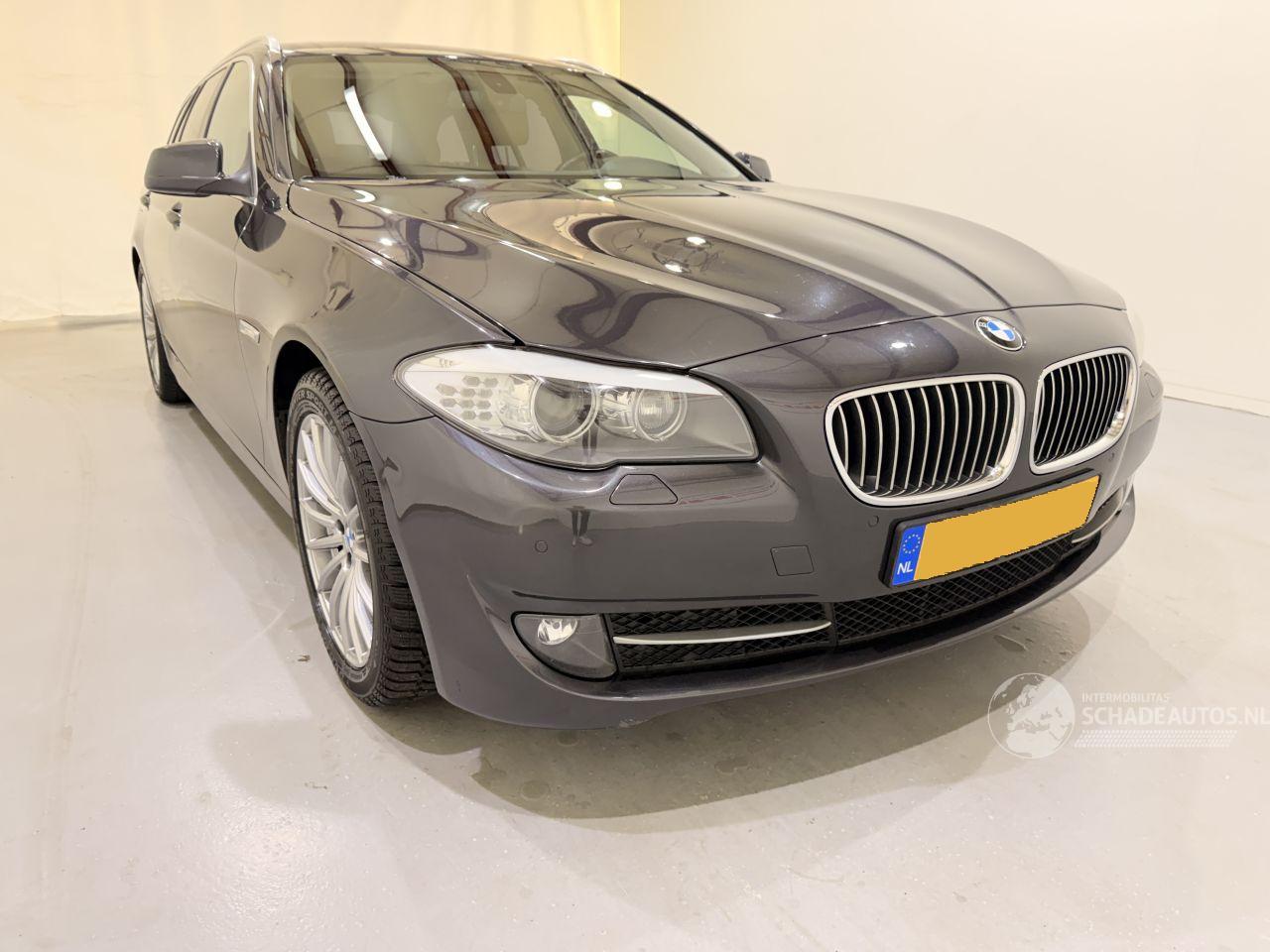 BMW 5-serie Touring 523i Executive Aut8