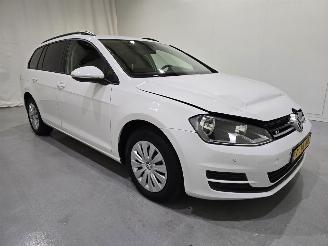 Vaurioauto  passenger cars Volkswagen Golf Variant 1.6 TDI Trendline DSG Bjr.2014 2014/6